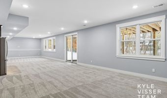 7787 S Gracemoor Ct SE, Alto, MI 49302