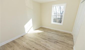 50 Rosemont Ave, Johnston, RI 02919