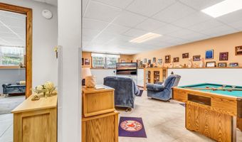1391 Turner St, Auburn, ME 04210