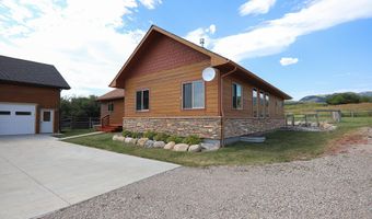 15 Helen Ln, Banner, WY 82832