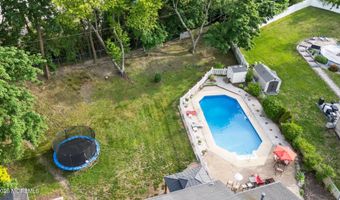 48 Cambridge Dr, Aberdeen, NJ 07747