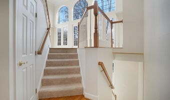 2505 GADSBY Pl, Alexandria, VA 22311