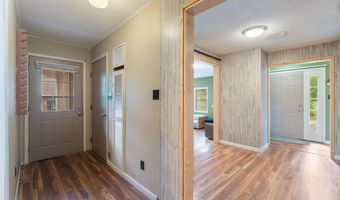 7035 Point View Rd, Benton, AR 72015