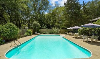 30 Stone Ridge Dr, East Greenwich, RI 02818