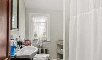 12 Blackstone St, Cumberland, RI 02864