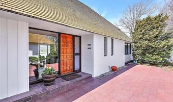 119 ADAMS POINT Rd, Barrington, RI 02806