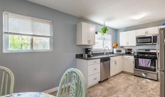 1018 Paula Dr, Arnold, MO 63010