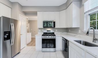 20901 CEDARPOST Sq 101, Ashburn, VA 20147