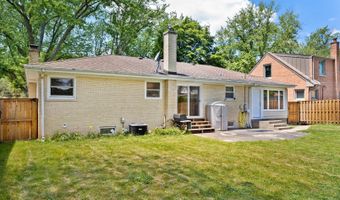 323 S Prindle Ave, Arlington Heights, IL 60004