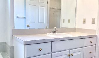 2341 Timbercrest Court Ct, Ann Arbor, MI 48103
