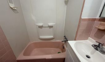 28 E 32ND St 2, Bayonne, NJ 07002