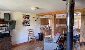 303 BOLTON Rd, Cabot, VT 05647