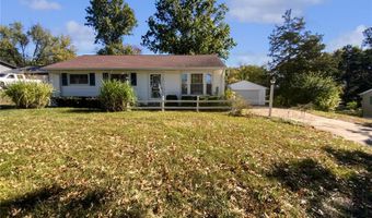 120 Birchwood Dr, Ballwin, MO 63011