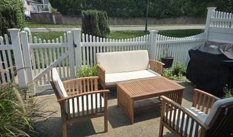 1 Ashley Ct, Bedminster, NJ 07921