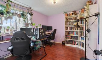 990 Hazel St, Aumsville, OR 97325