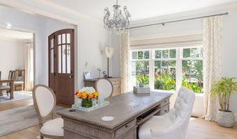 1040 Buttonwoods Ave, Warwick, RI 02886