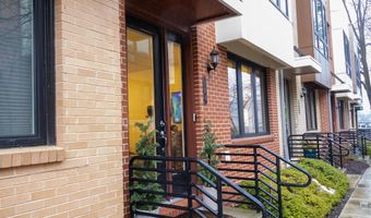 126 CAMBRIA Walk, Alexandria, VA 22304