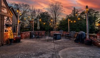 1670 Church St, Appomattox, VA 24522