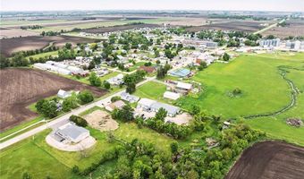 410 S Main Ave, Alburnett, IA 52202