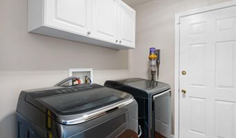 15 EATON Pl, Bear, DE 19701