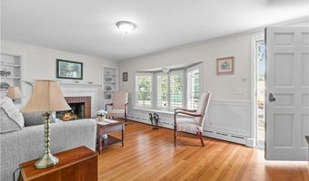 12 Terrace Dr, Bristol, RI 02809