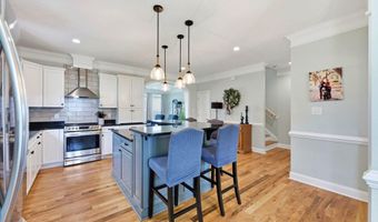 30 E North Shore Ln, Arapahoe, NC 28510