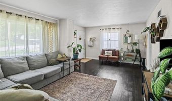 1103 DOUGLAS St, Alton, IL 62002