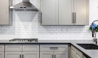 118 Routt St, Alamo Heights, TX 78209