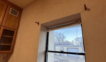 208 S White Oaks Ave, Capitan, NM 88316