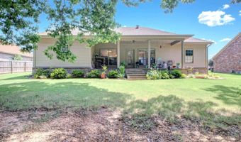 3816 Legacy Village Dr, Benton, AR 72015