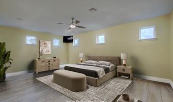 102 Angelfish Ct, Aransas Pass, TX 78336