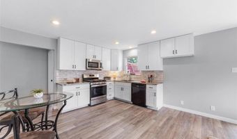9928 Bonton Dr, Affton, MO 63123