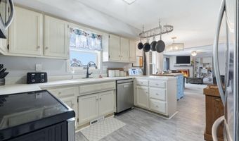1404 Davidson Ct, Auburn, IN 46706