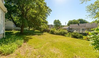 16 Rangeway Rd, Billerica, MA 01862