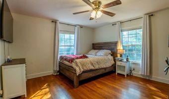 970 Kingsway St, Alliance, OH 44601