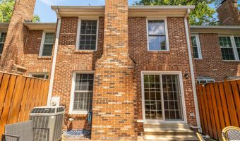 2546 S WALTER REED Dr B, Arlington, VA 22206