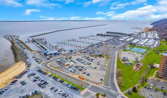 959 Leonardville Rd, Atlantic Highlands, NJ 07716