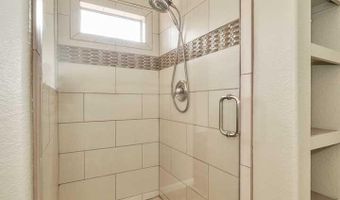 4815 W BUFFALO St, Chandler, AZ 85226