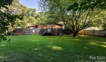 1526 Briarfield Dr, Charlotte, NC 28205