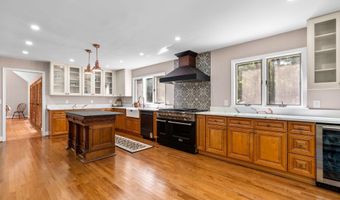 16112 BARNESVILLE Rd, Boyds, MD 20841