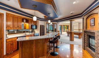 4882 Copperstone Dr, Ames, IA 50010
