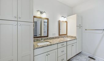 132 PORTSOUTH Ln, Alabaster, AL 35007