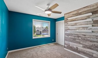 1735 Sadie Ln, Adel, IA 50003