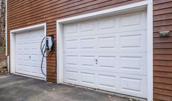 35 Merry Hill Rd, Barrington, NH 03825