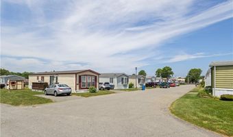 74 Bayview Park, Middletown, RI 02842