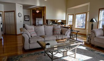 198 W Lake Dr, Arlington, SD 57212