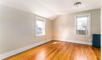 97 Williams Ave, East Providence, RI 02914