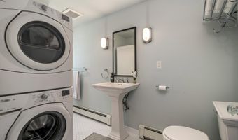 18 W 7TH St, Barnegat Light, NJ 08006