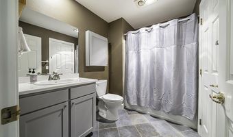 923 Bellview Ave 1, Ashland, OR 97520