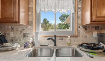 1926 Southwoods Rd, Anderson, IN 46012